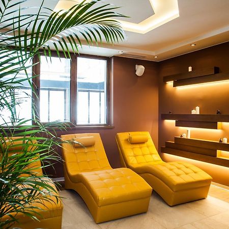 Amira Boutique Hotel Бансько Екстер'єр фото A relaxation room at a spa