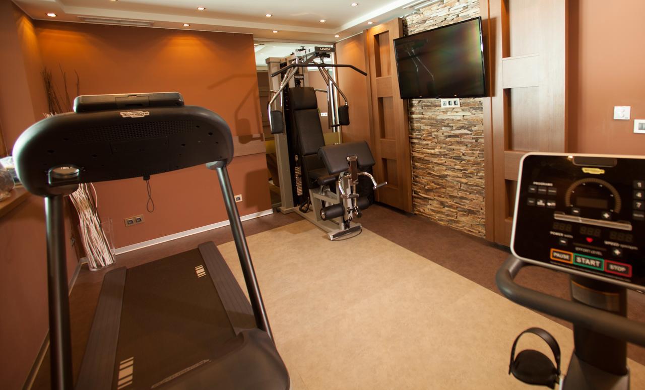 Amira Boutique Hotel Бансько Екстер'єр фото A home gym